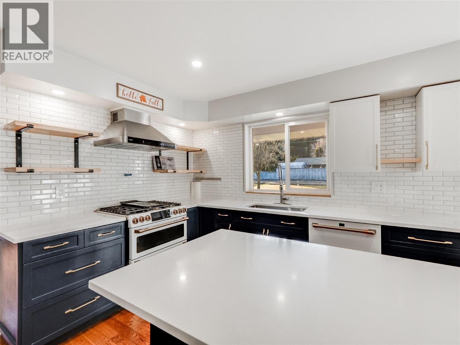 2628 6th Avenue, Castlegar