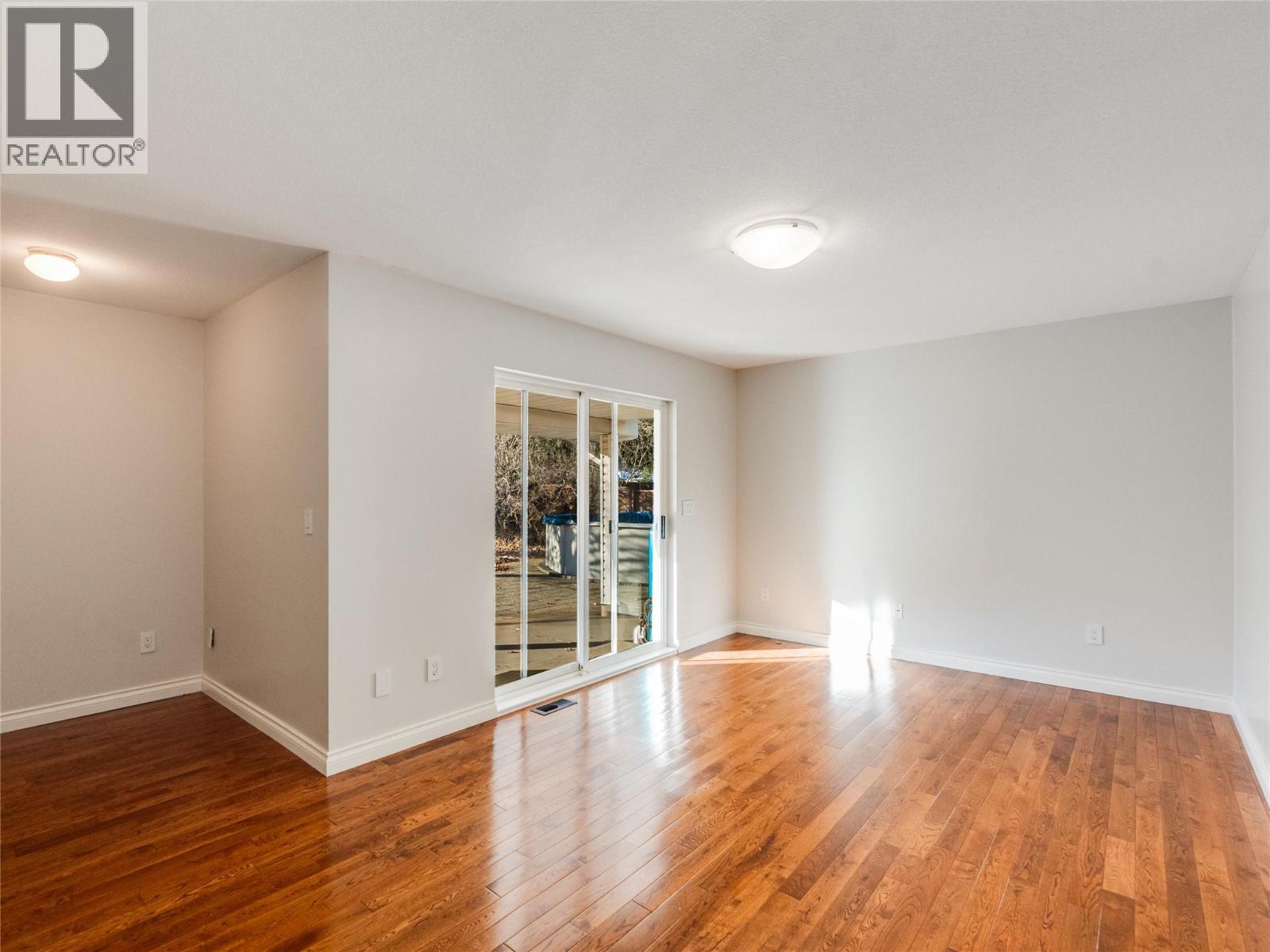 2628 6th Avenue, Castlegar