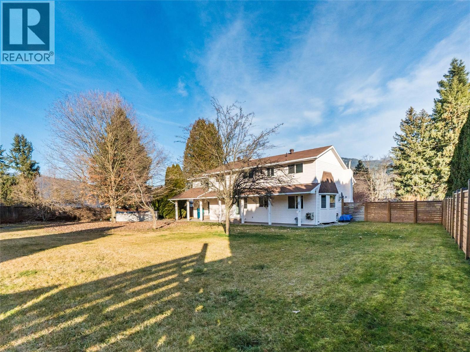 2628 6th Avenue, Castlegar