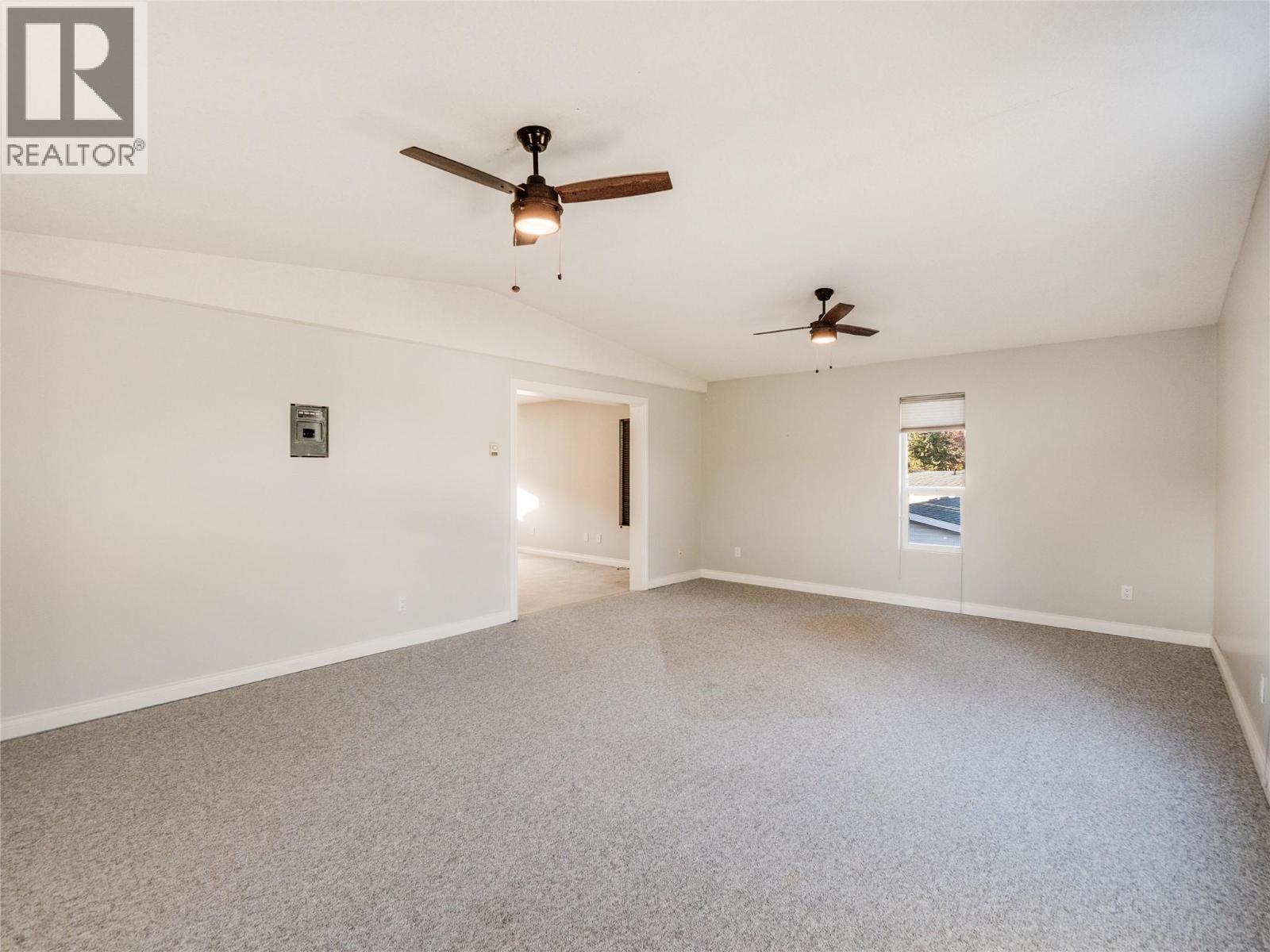 2628 6th Avenue, Castlegar