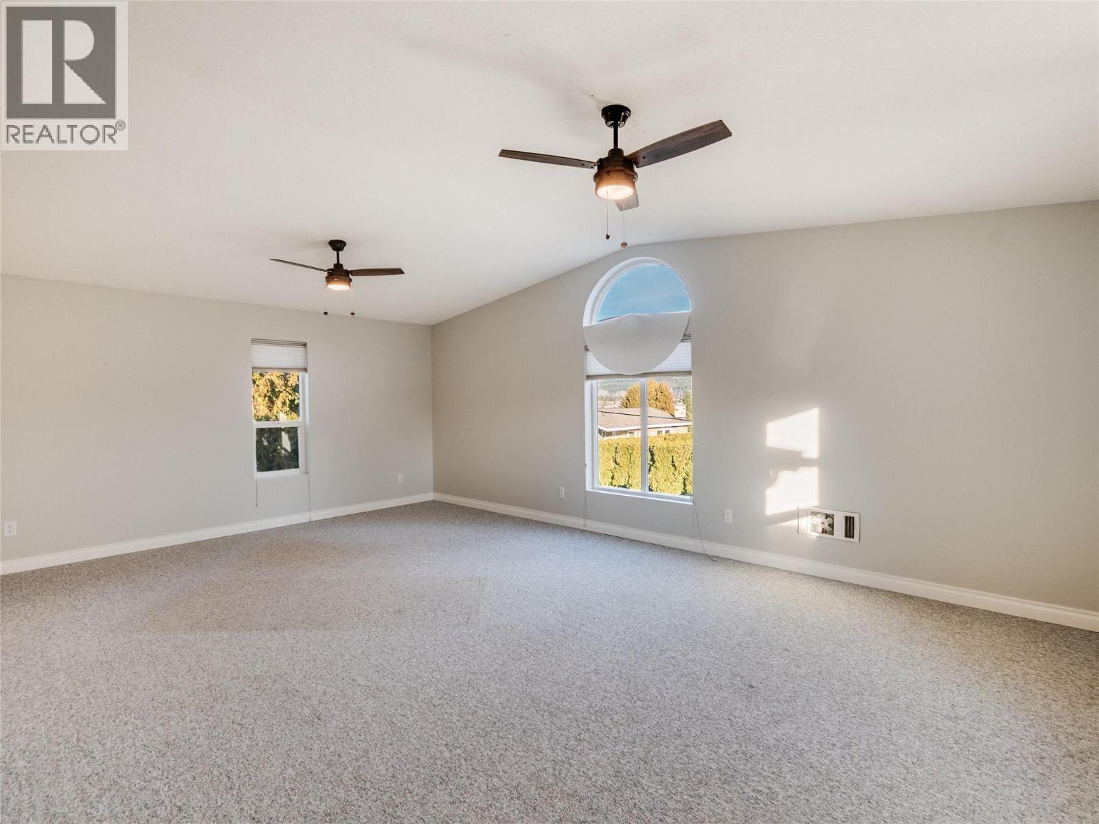 2628 6th Avenue, Castlegar