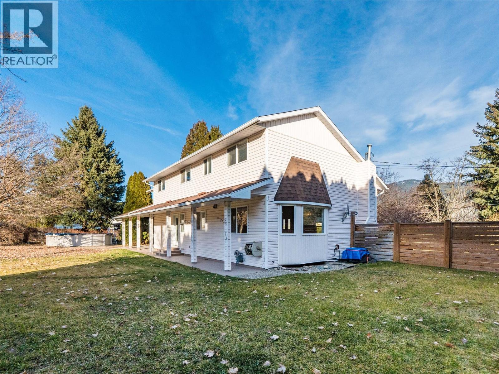2628 6th Avenue, Castlegar
