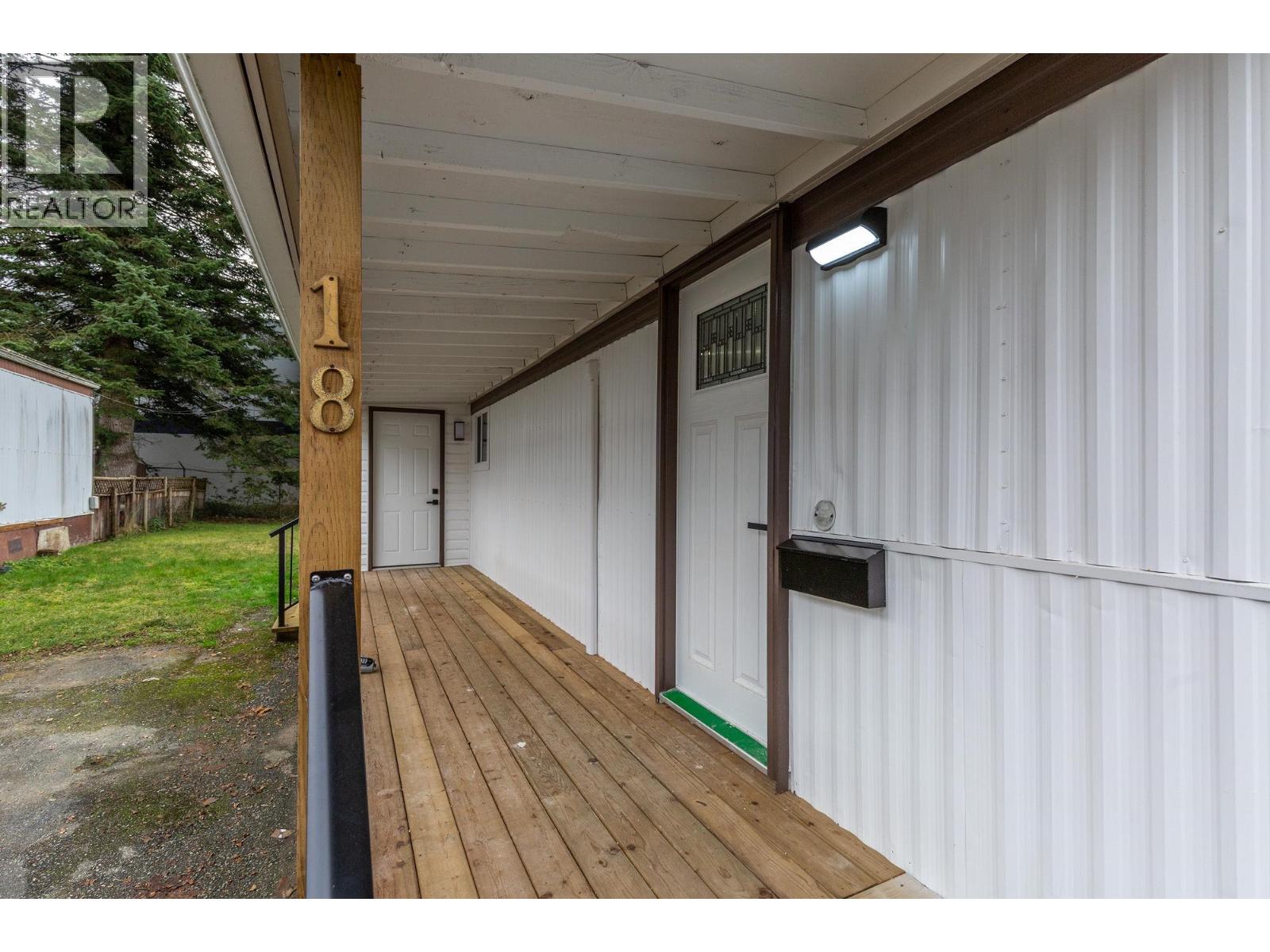 21163 LOUGHEED Unit 18 photo 5