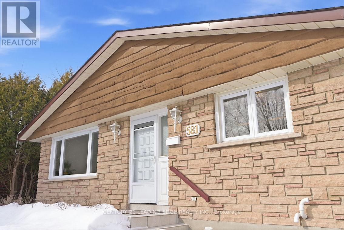 581 ARNHEM DRIVE - Photo 3 of 50, Oshawa (O'Neill), Ontario