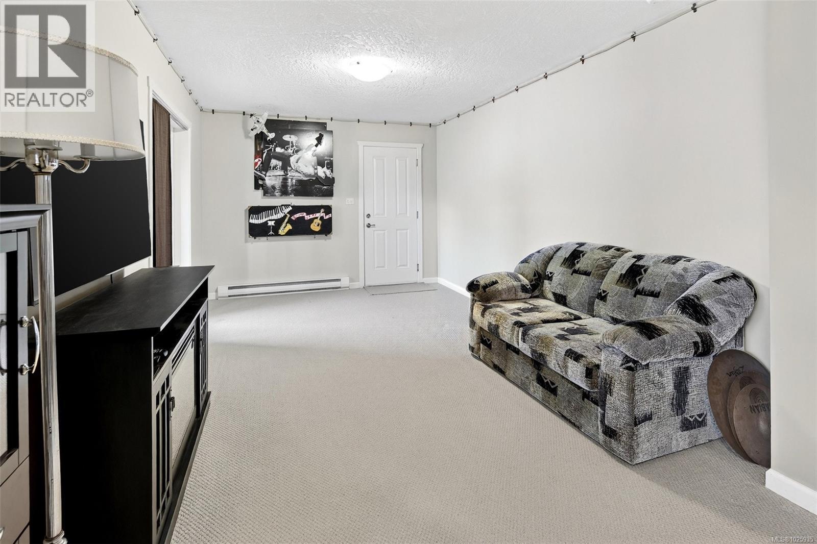  6466 Willowpark Way, Sooke