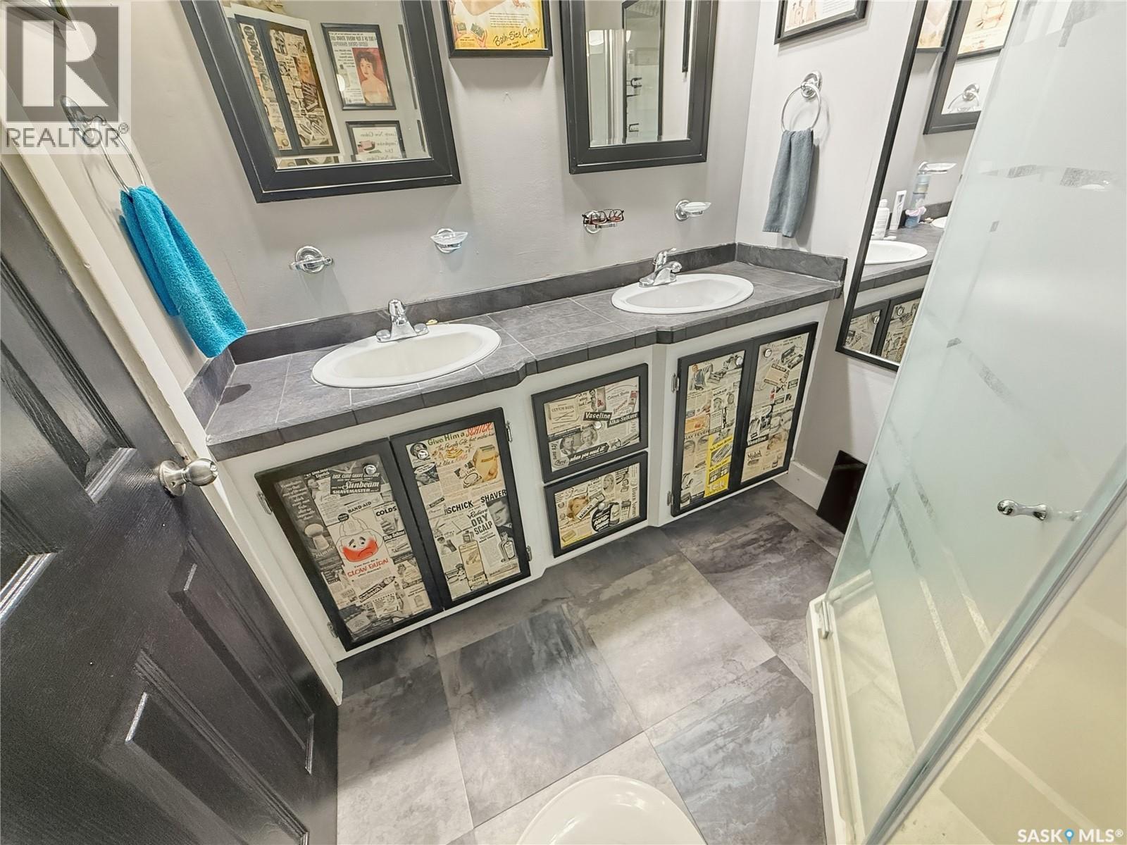 Single Family House Bungalow for Sale in  th AVENUE NW Swift Current 