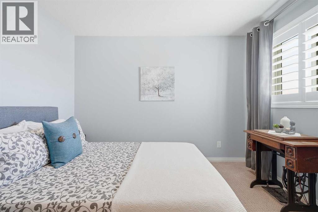 
          60 Walden Parade Southeast
            <br/>
            <span>Calgary</span>
            , 
            <span>AB</span>
             <span>T2X0Z6</span>
         - Photo 28