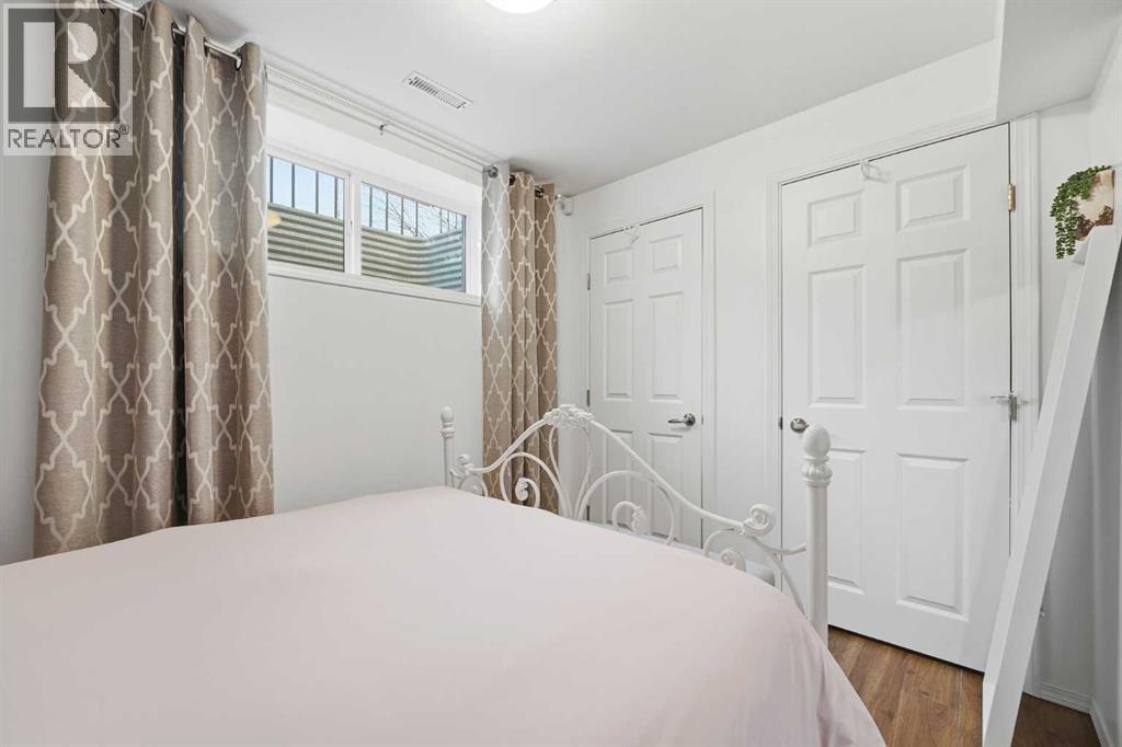 
          60 Walden Parade Southeast
            <br/>
            <span>Calgary</span>
            , 
            <span>AB</span>
             <span>T2X0Z6</span>
         - Photo 39