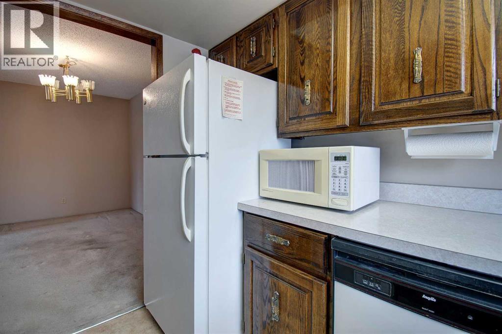 Single Family House for Sale in  B  Street NW Varsity Calgary 