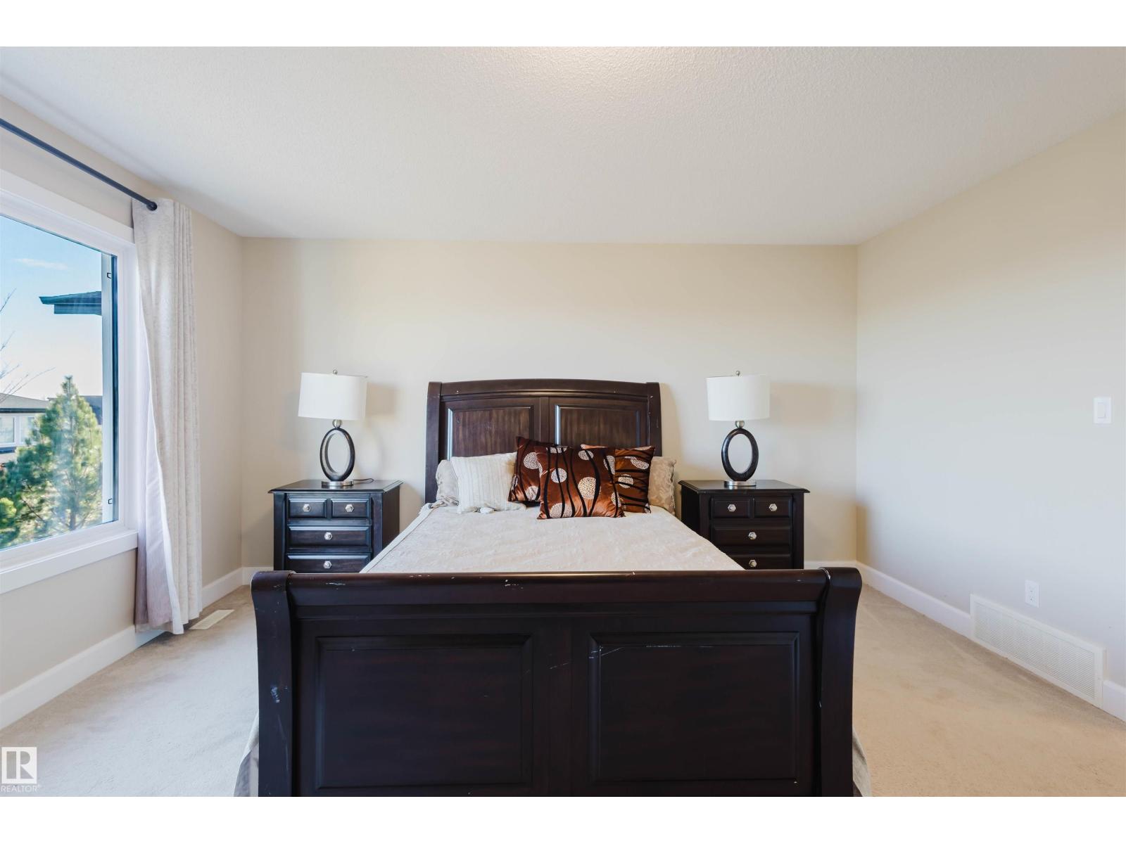 2122 WARE RD NW, Edmonton