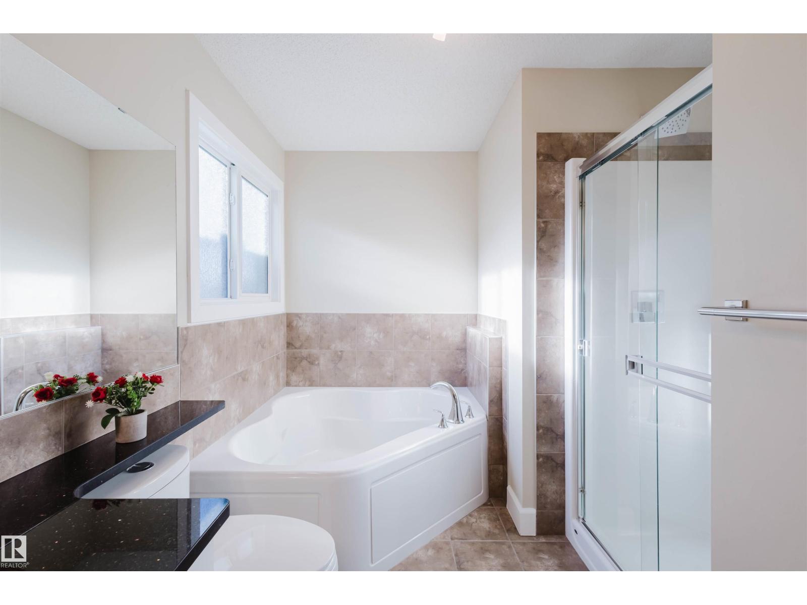 2122 WARE RD NW, Edmonton