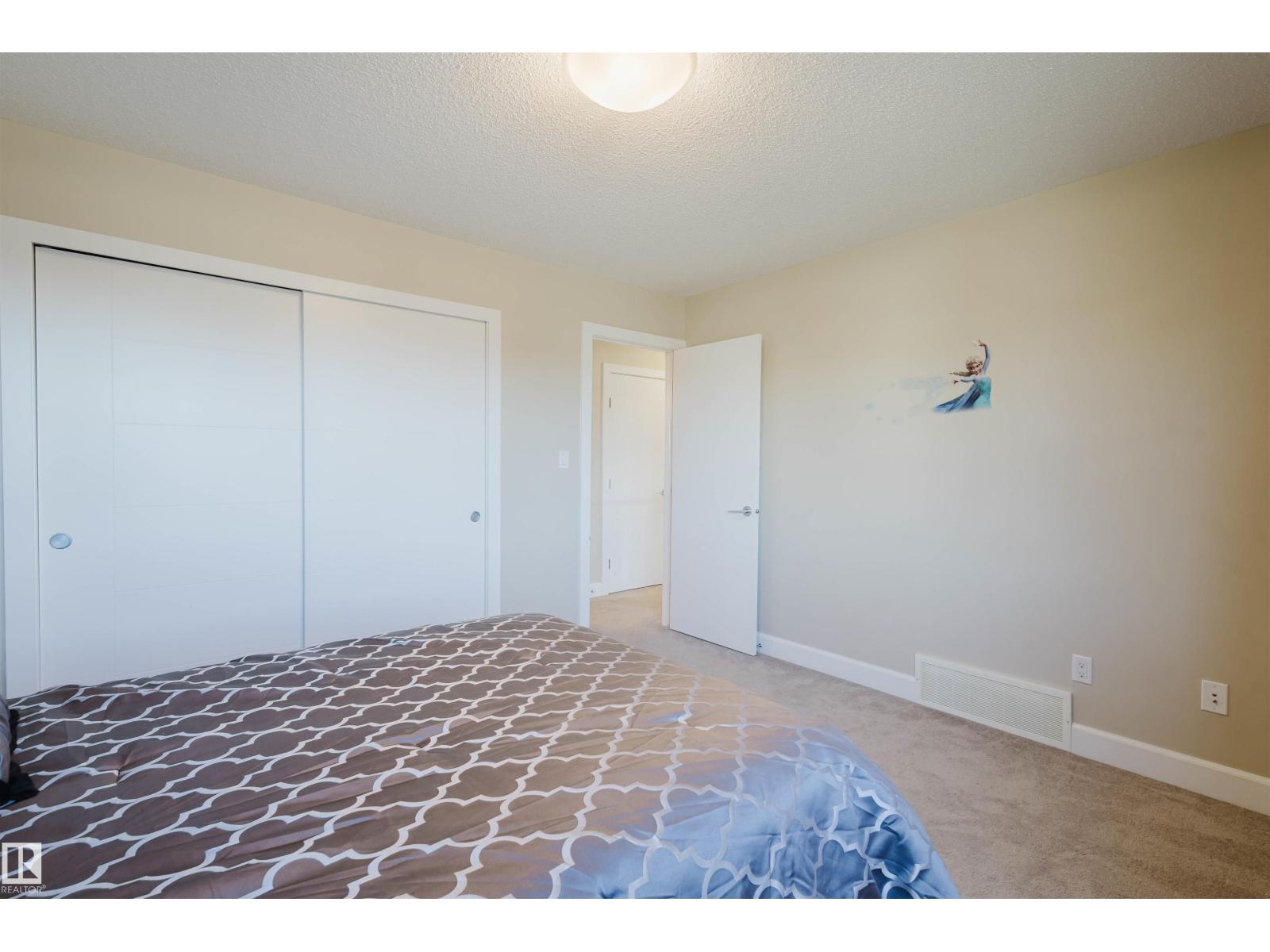 2122 WARE RD NW, Edmonton