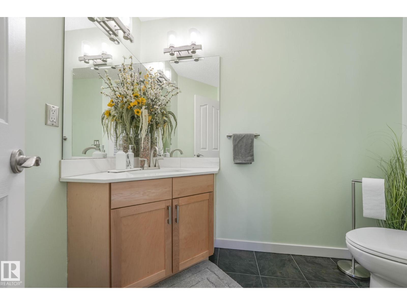 #24 2419 133 AV NW, Edmonton