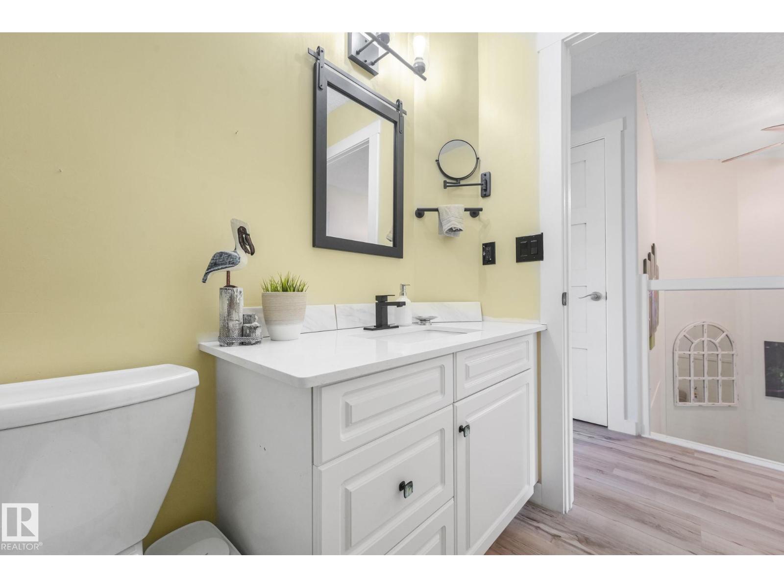 #24 2419 133 AV NW, Edmonton