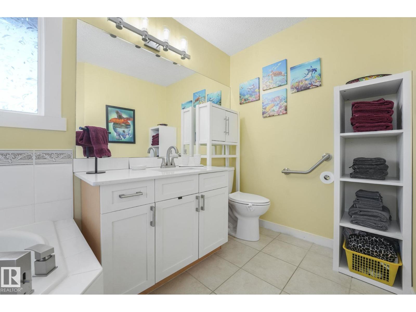 #24 2419 133 AV NW, Edmonton