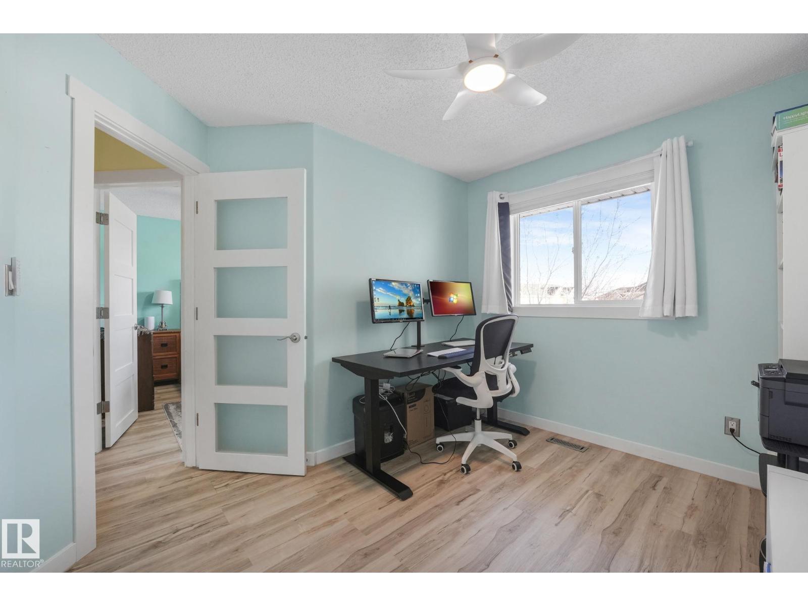 #24 2419 133 AV NW, Edmonton