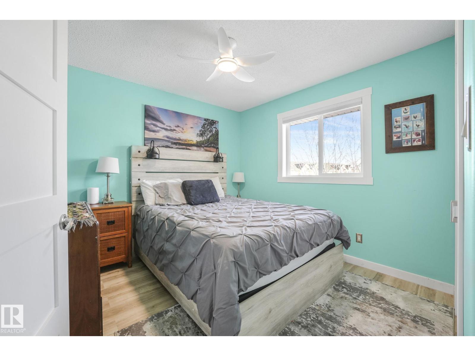 #24 2419 133 AV NW, Edmonton