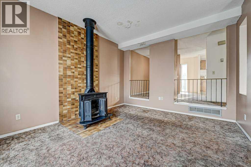 Single Family House for Sale in    Avenue SW Westgate Calgary 