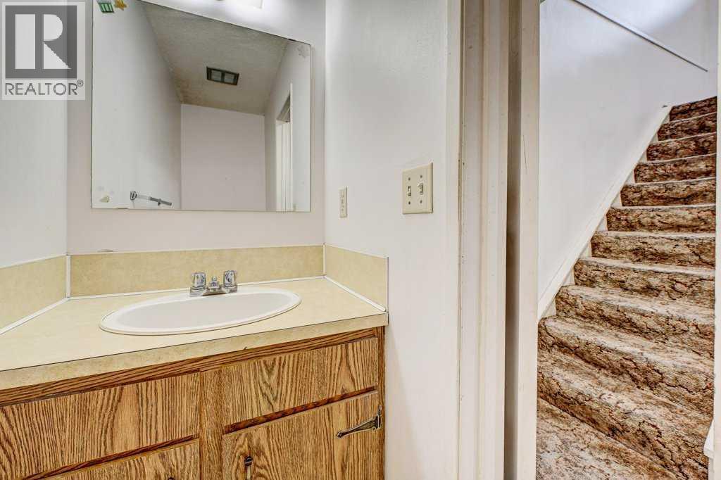 Single Family House for Sale in    Avenue SW Westgate Calgary 