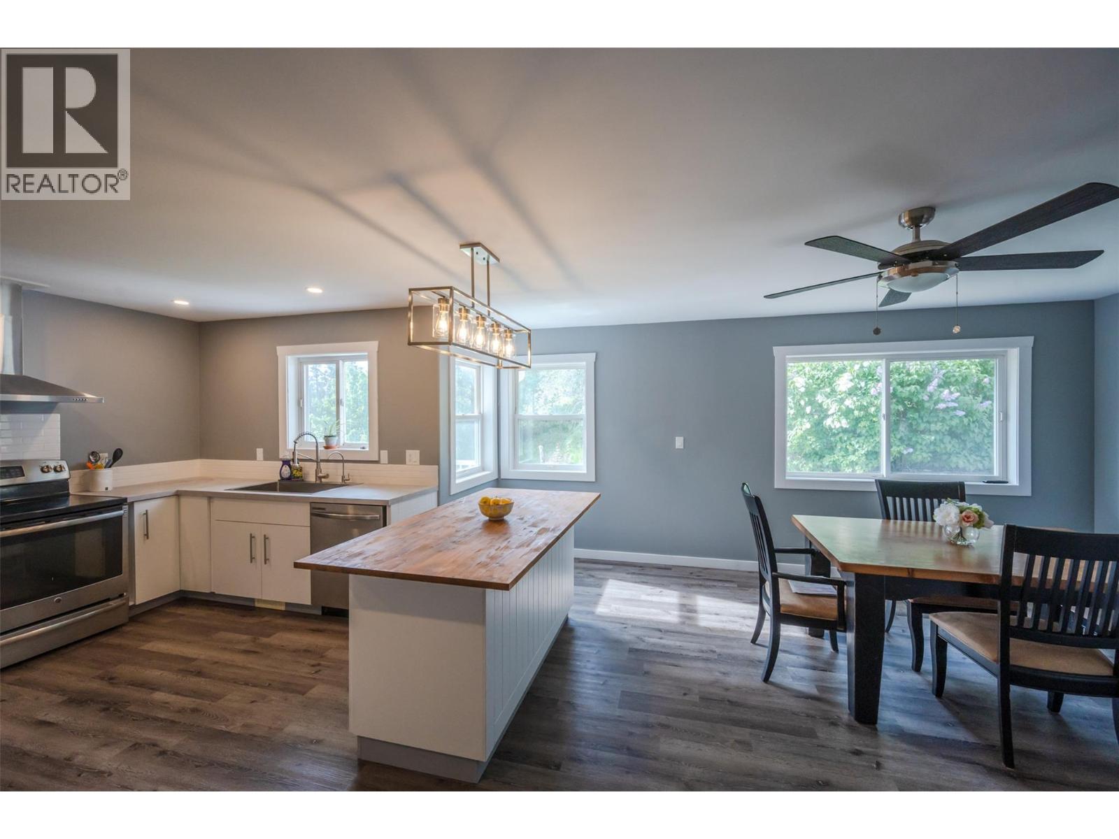  2737 Willowbrook Road, Oliver