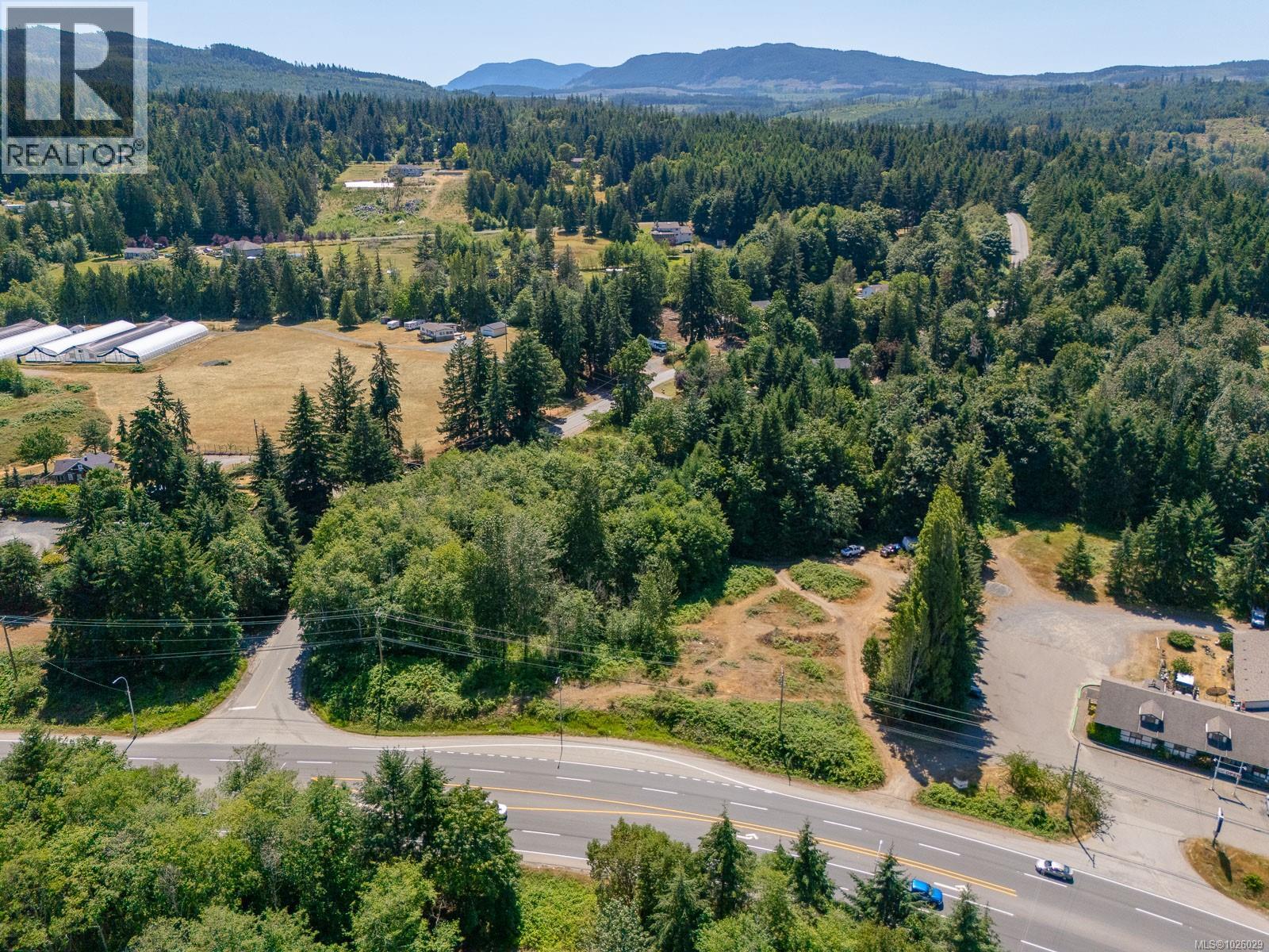 2433 Summerset Rd, Nanoose Bay