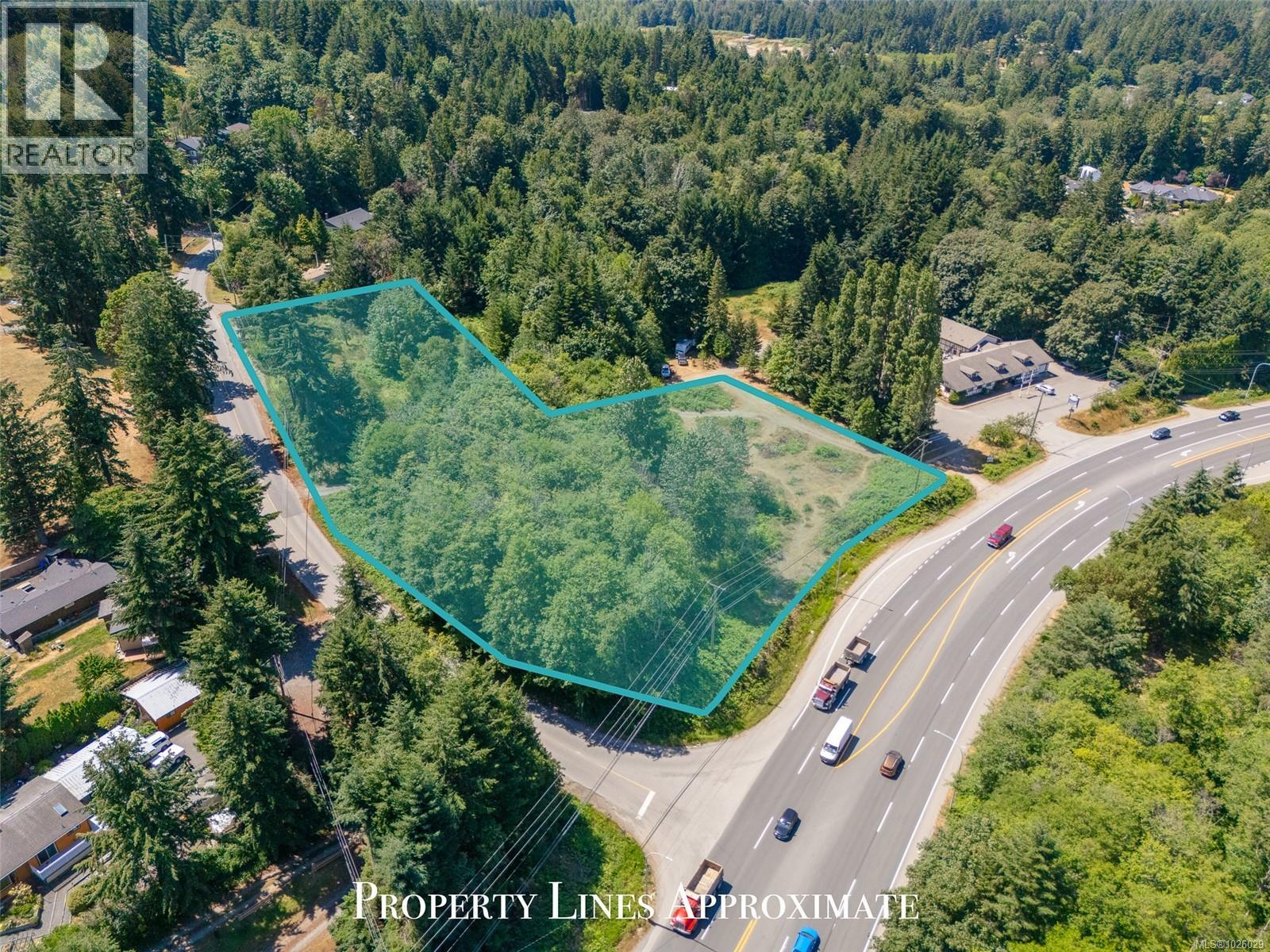 2433 Summerset Rd, Nanoose Bay