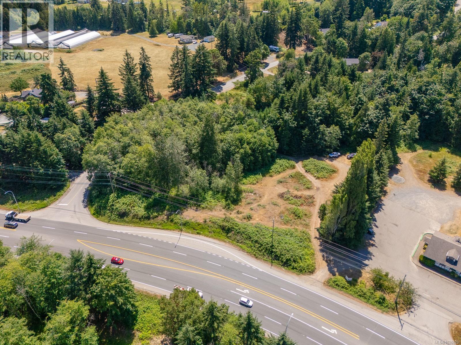 2433 Summerset Rd, Nanoose Bay