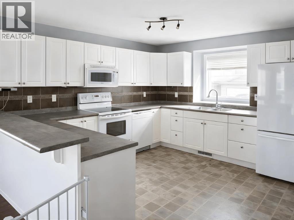 128 Parry Crescent, Fort McMurray