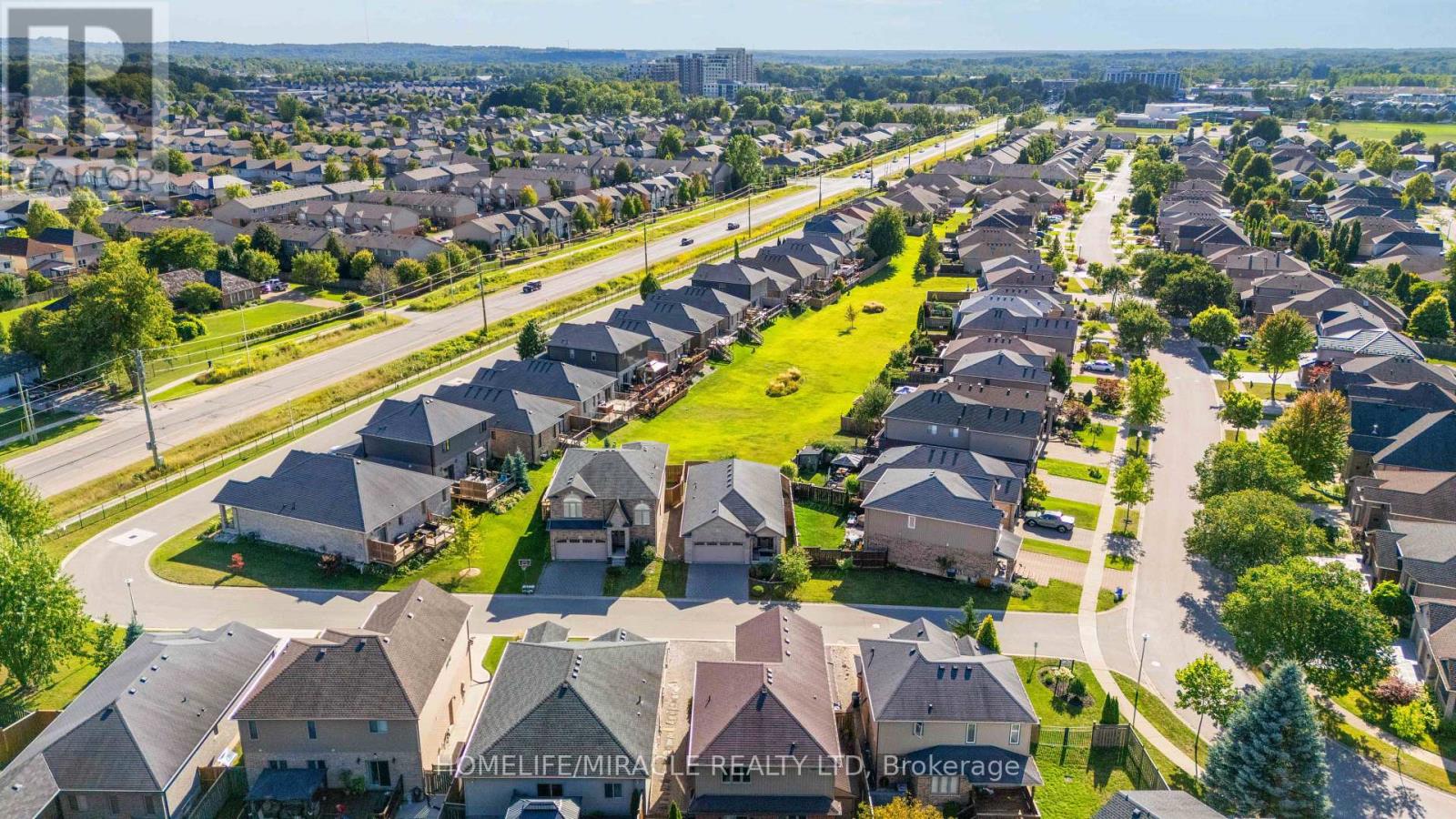 2 – 70 TANOAK DRIVE, London North (North E), Ontario