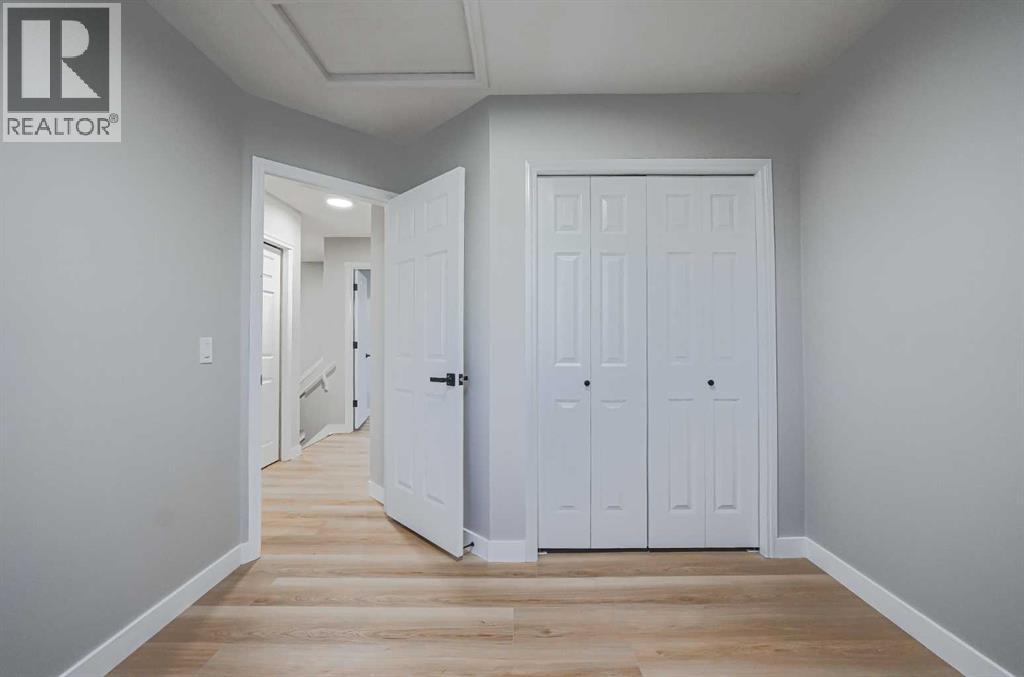 Single Family House for Sale in  TARINGTON Way NE Taradale Calgary 