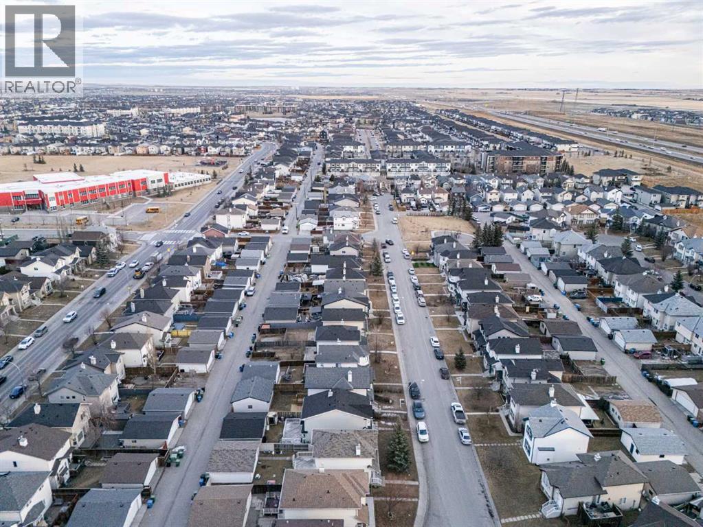 Single Family House for Sale in  TARINGTON Way NE Taradale Calgary 