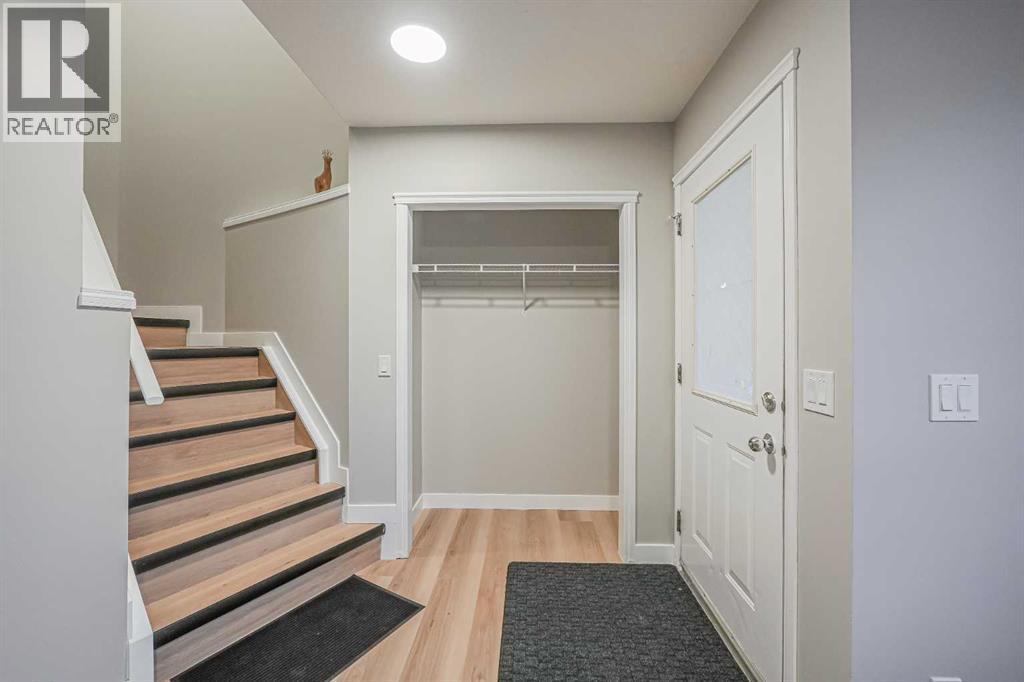 Single Family House for Sale in  TARINGTON Way NE Taradale Calgary 