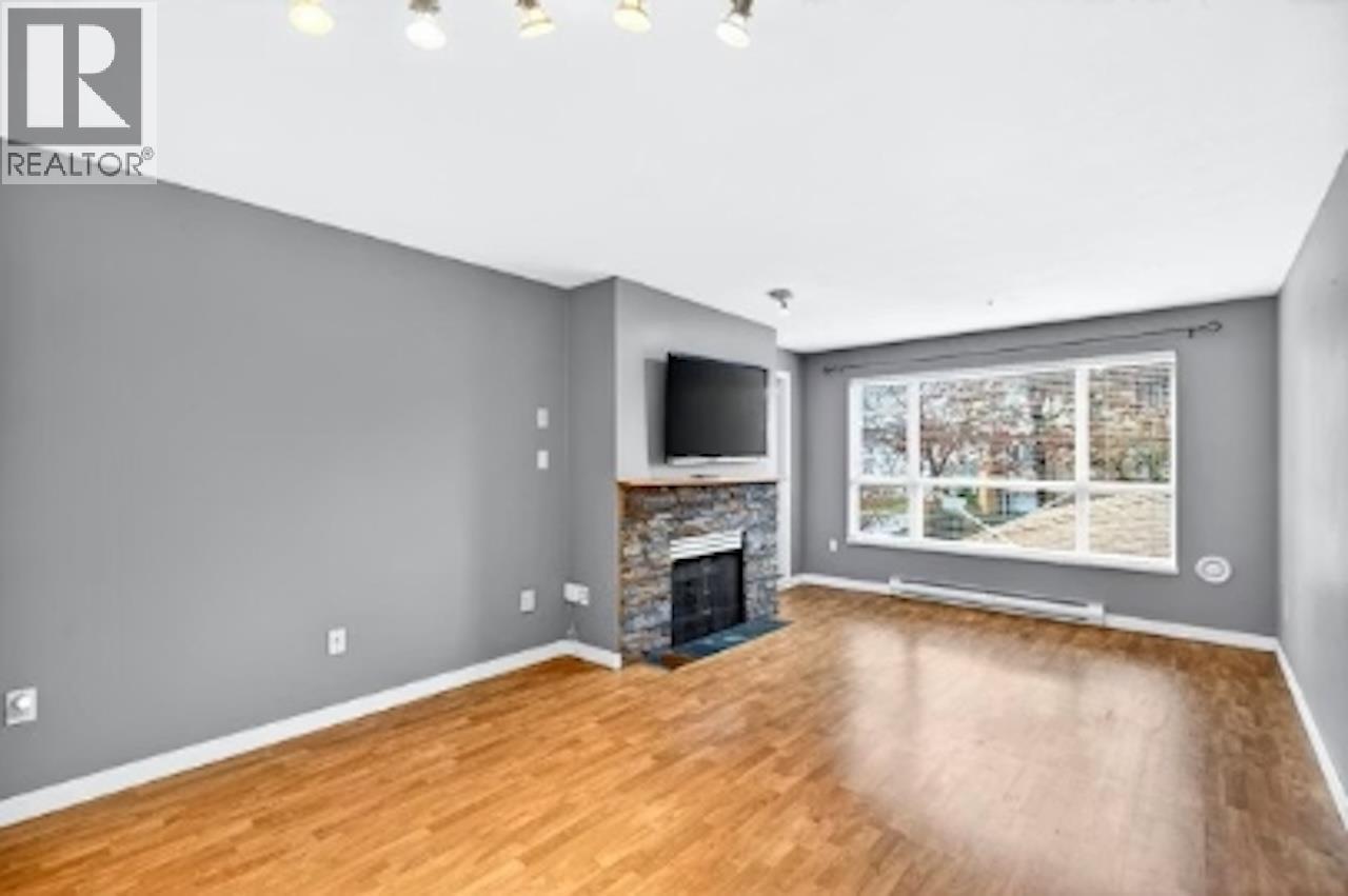 227 2551 PARKVIEW Lane - photo 2