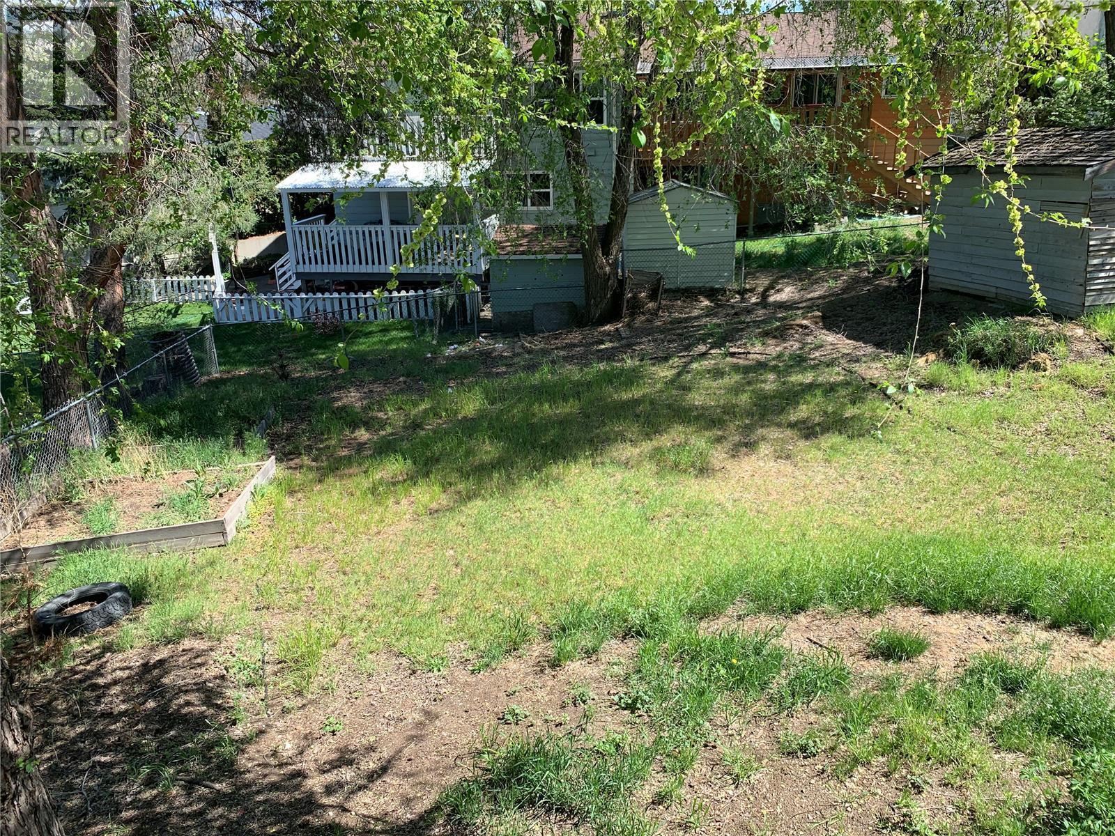  1425 Highland Drive South, Kelowna