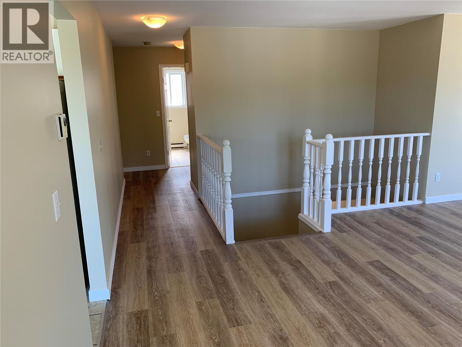 1425 Highland Drive S - 7