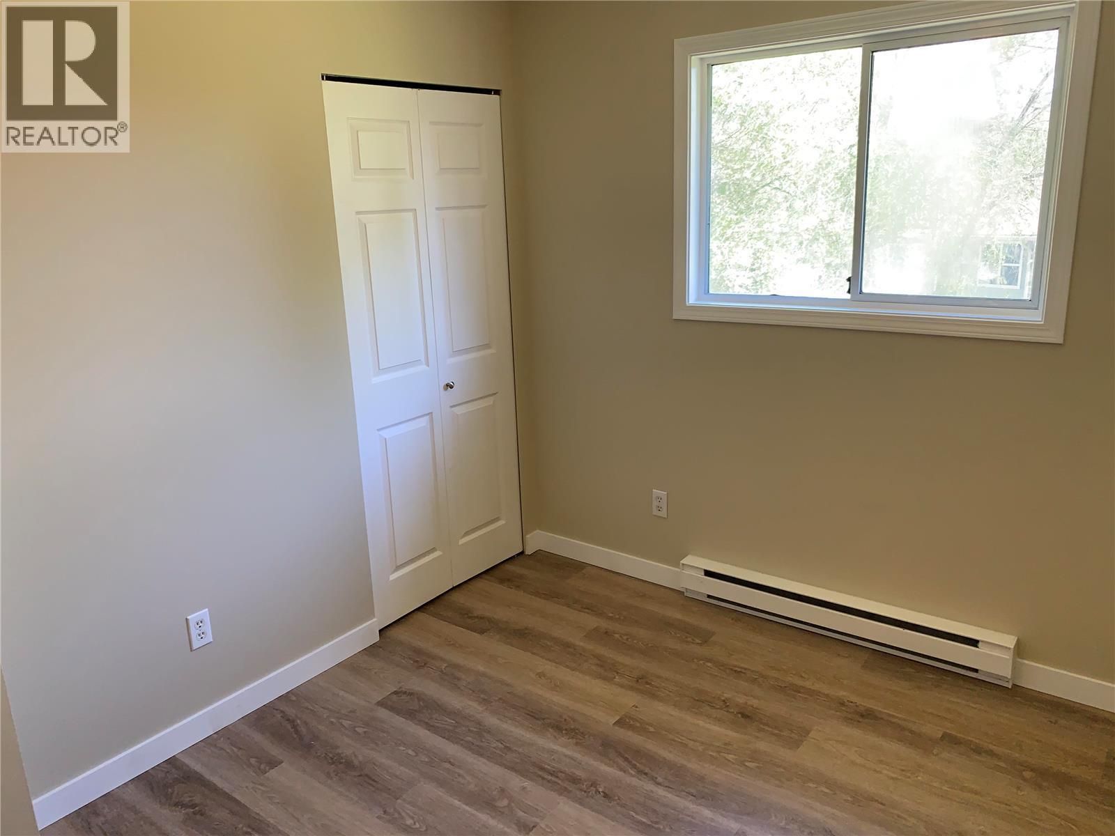 1425 Highland Drive S - 11