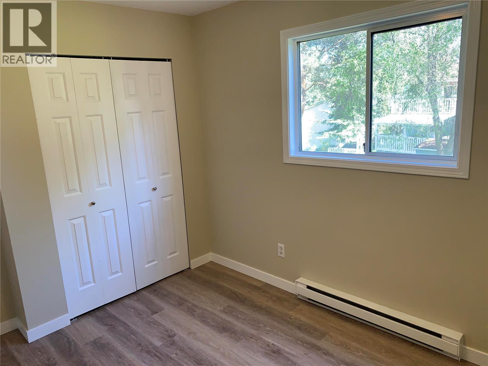 1425 Highland Drive S - 21