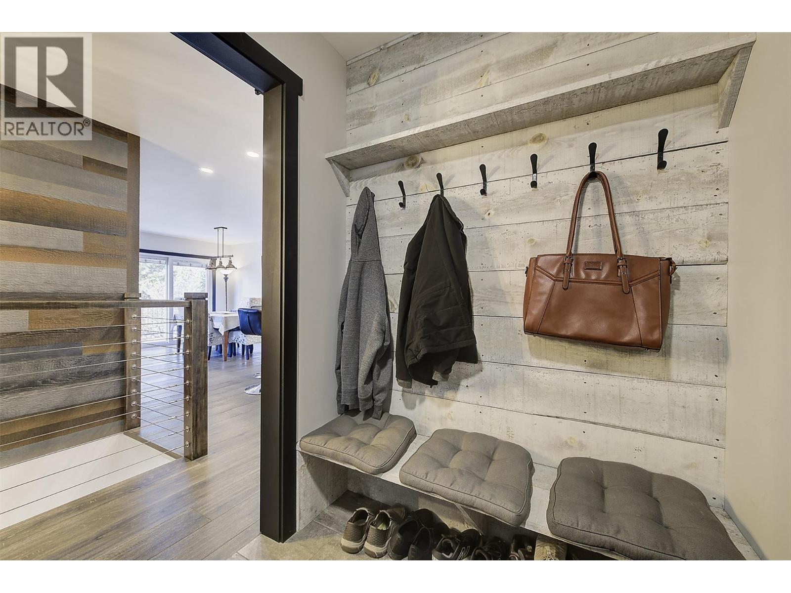 2094 Tomat Avenue, Kelowna