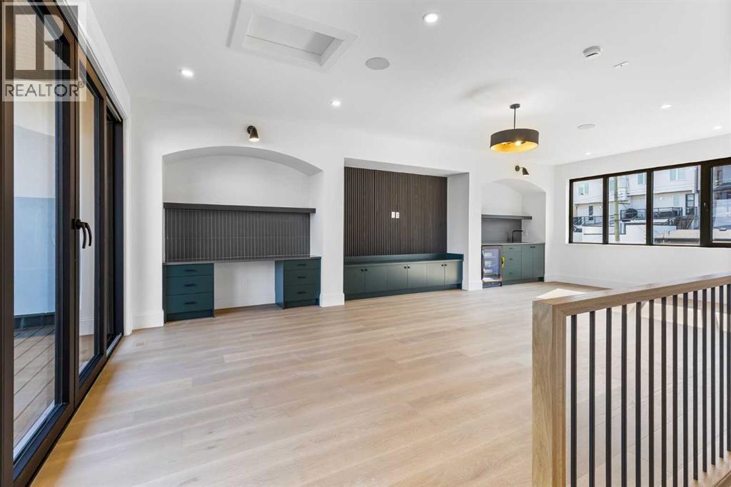 Single Family House for Sale in   Avenue SW South Calgary Calgary 