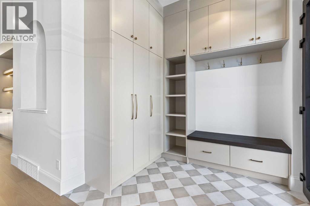 Single Family House for Sale in   Avenue SW South Calgary Calgary 