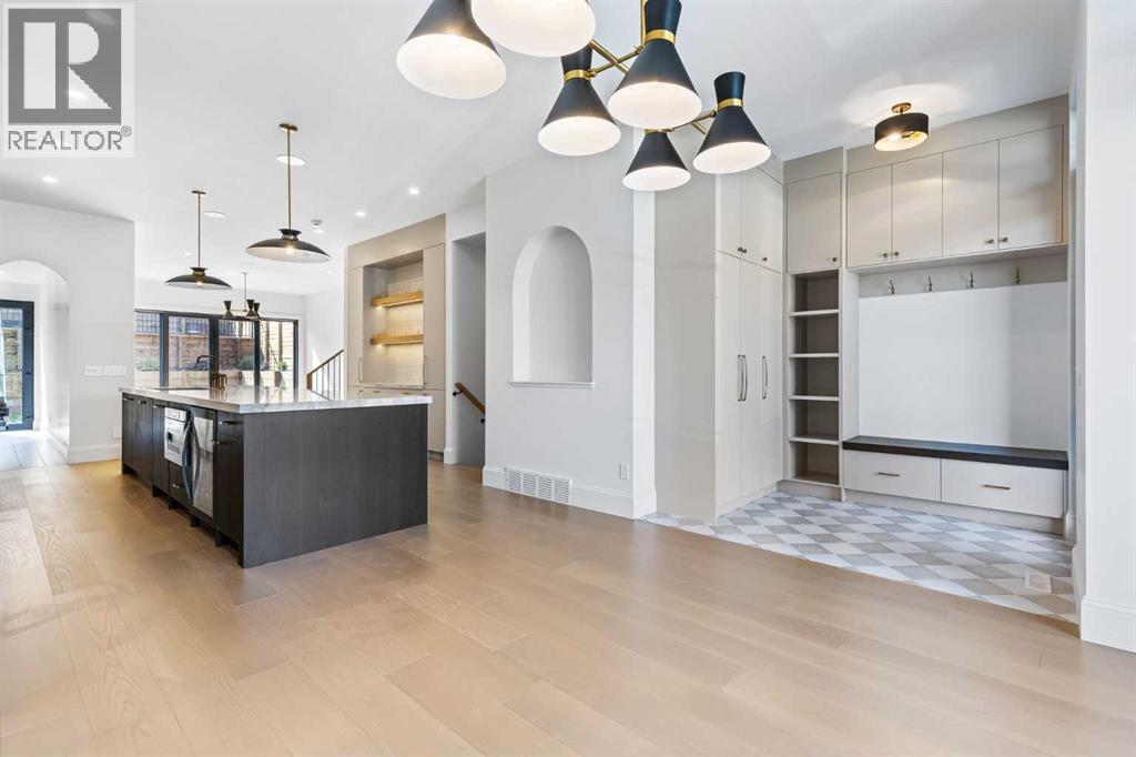 Single Family House for Sale in   Avenue SW South Calgary Calgary 