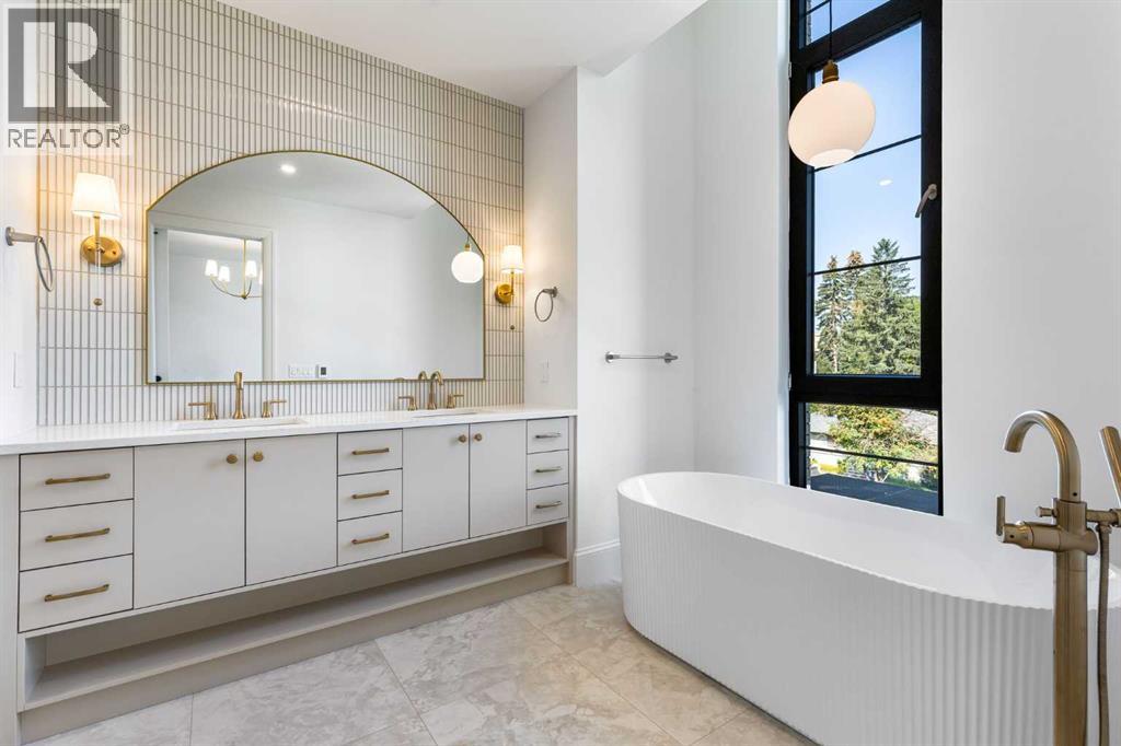 Single Family House for Sale in   Avenue SW South Calgary Calgary 