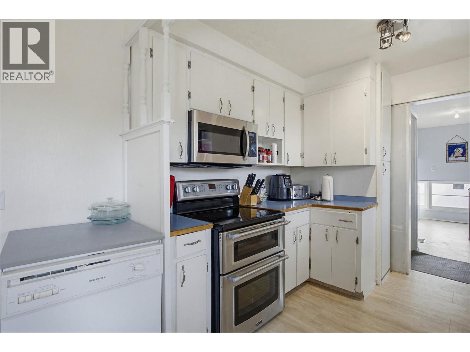 306 birch Street - 10
