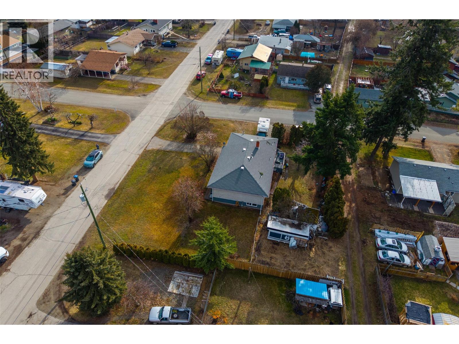 306 birch Street, Chase