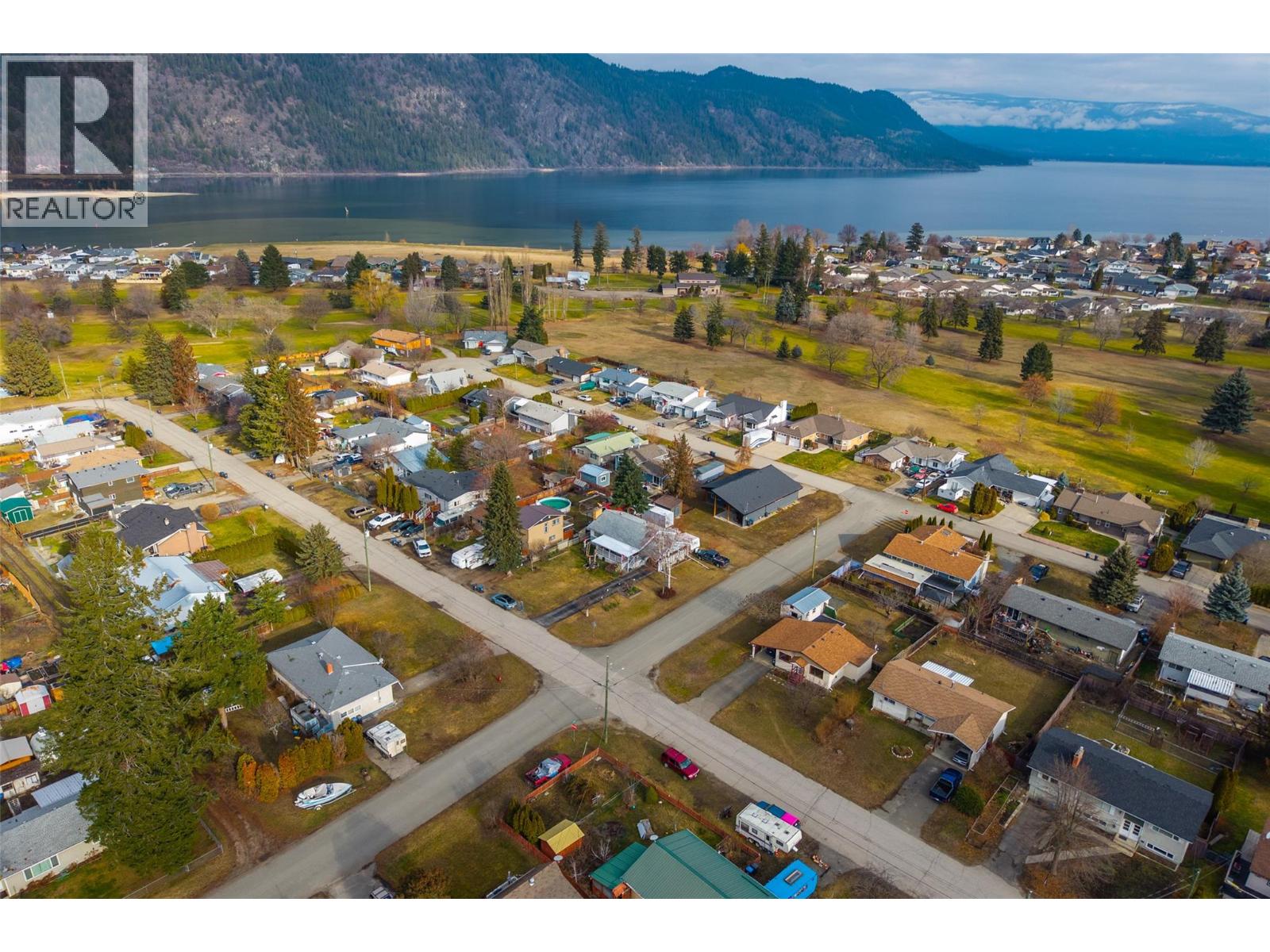 306 birch Street, Chase