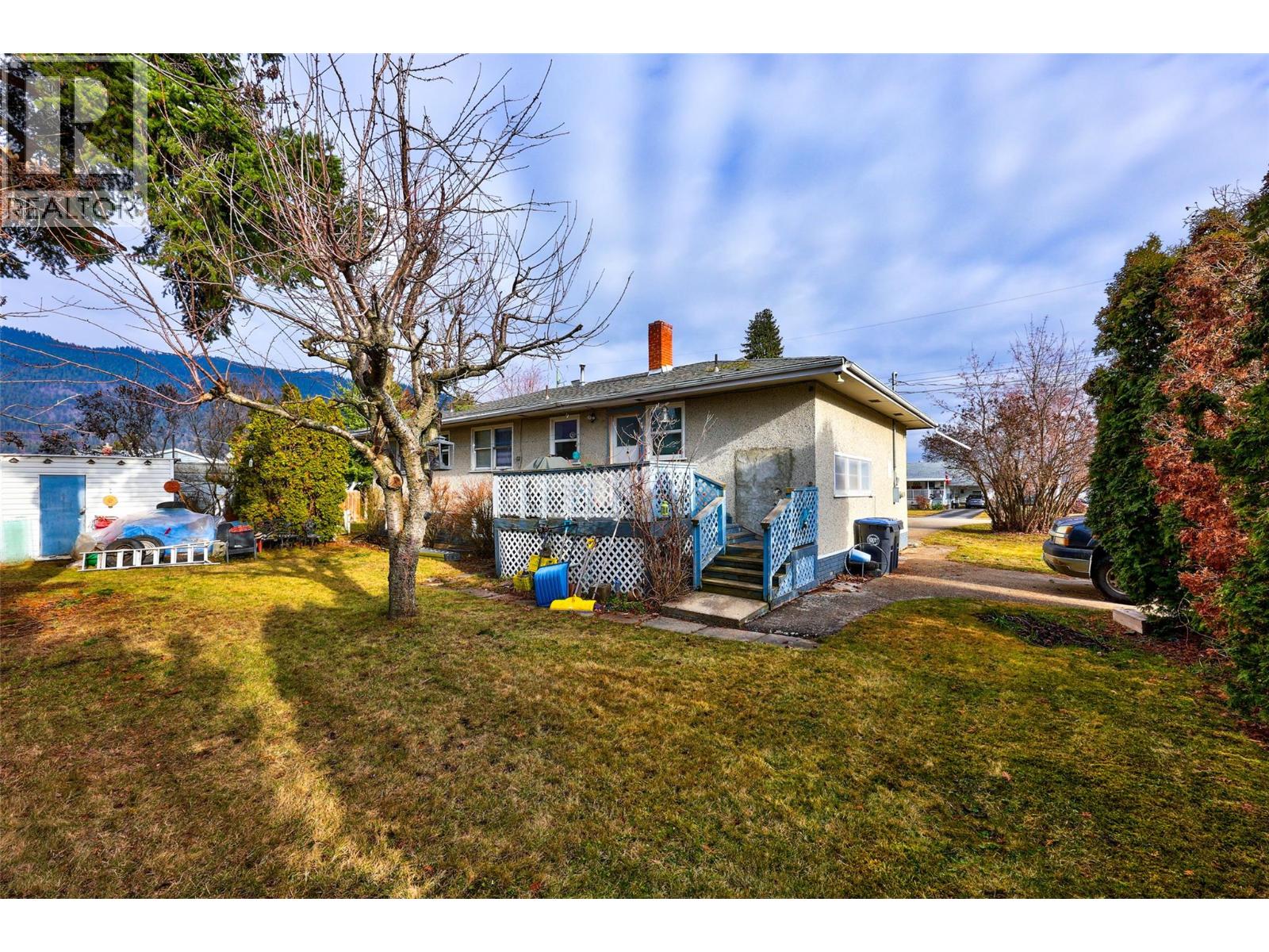 306 birch Street, Chase