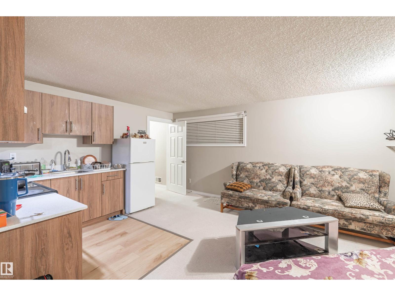 3438 19 ST NW, Edmonton