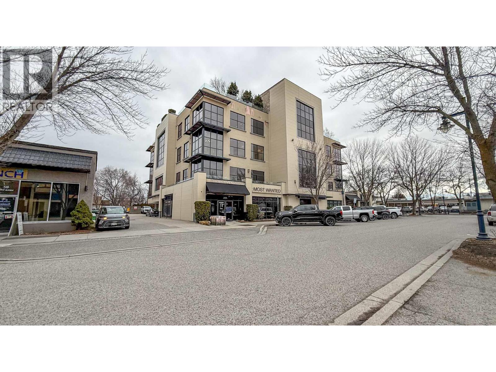 211 550 West Avenue, Kelowna