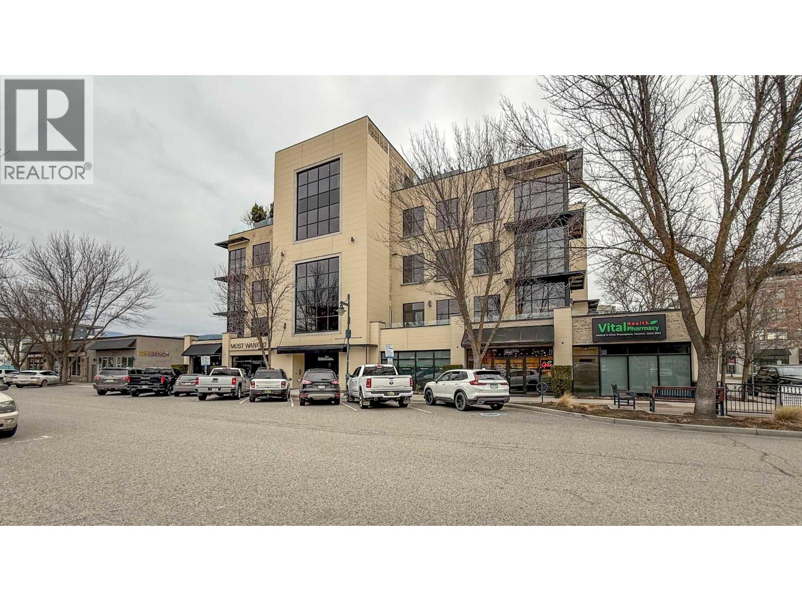 211 550 West Avenue, Kelowna