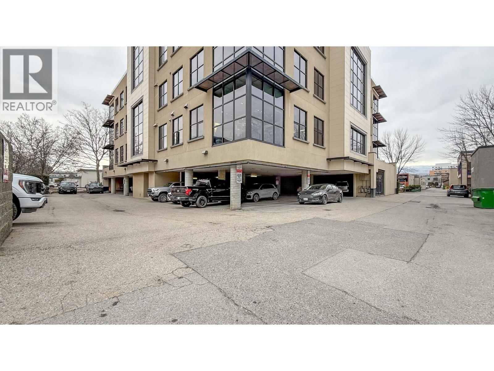 211 550 West Avenue, Kelowna